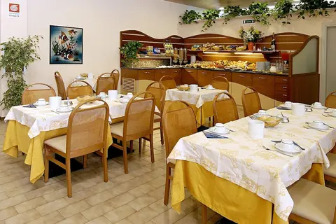 Aparthotel Pineda in Rome — foto 17