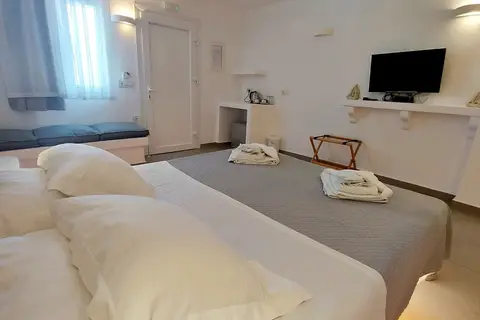 Ambience Suites in Santorini Yachting Club, foto 22