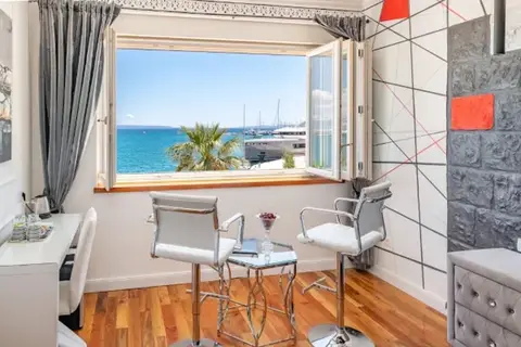 Galeria Valeria Seaside Downtown in Verdelen, foto 18