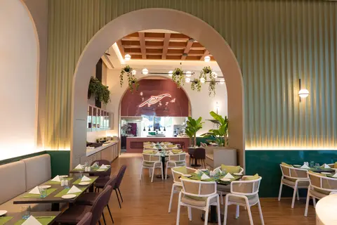 Four Points by Sheraton Sheikh Zayed Road, Dubai in Dubai — foto 19