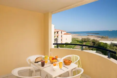 Resort Hotel Savanna Beach in Agde — foto 6