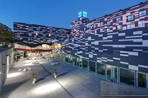 Hotel Zentral Ave in Zaragoza — foto 10
