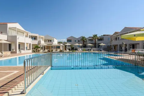 Kostakis Beach Apartments in Γεράνι — foto 4