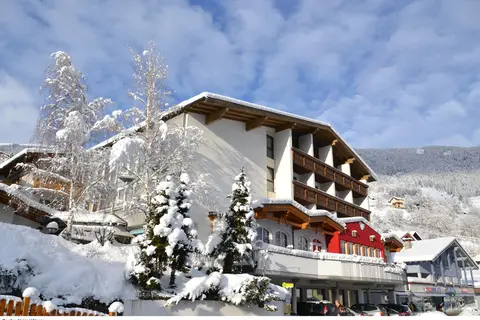 Alpina Resort Nature & Wellness in Ifs
