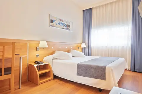 Hotel Acta Antibes in Barcelona — foto 28