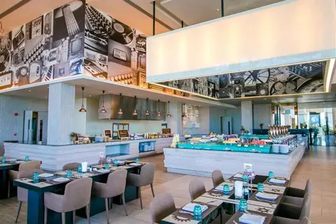 Tsix5 Hotel in พัทยา — foto 6