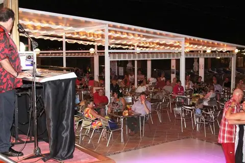Hotel Univers in Roses — foto 10