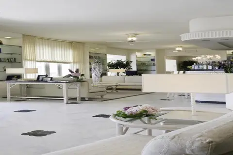 Il Negresco in Forte Dei Marmi — foto 10