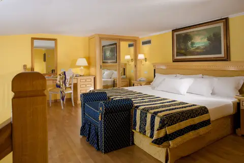Imperial Tramontano in Sorrento — foto 10