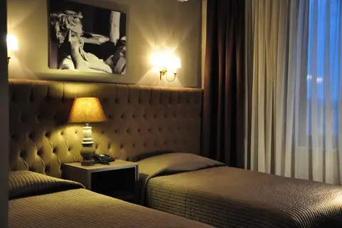 Hotel Doro City in Tirana — foto 16