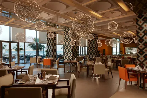 Royal M Hotel By Gewan Abu Dhabi in Al Zahiyah — foto 5