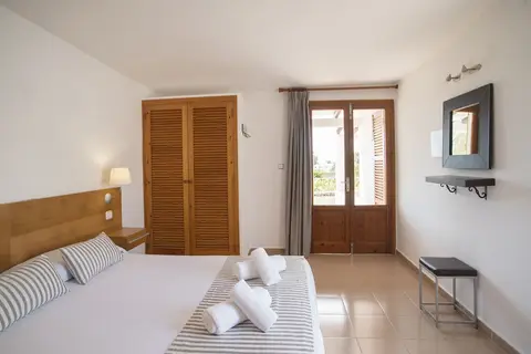 Bungalows Es Pins in Formentera — foto 13