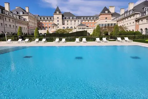 Dream Castle Fabulous Hotels Group in Magny-le-Hongre — foto 7