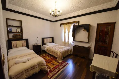 Hotel Tradita Geg & Tosk in Shkodra — foto 23