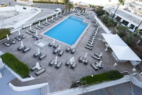 Vrissaki Hotel Apartments in Paralimni — foto 4