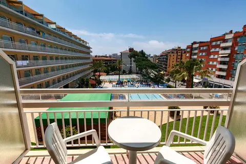 Hotel Oasis Park in Lloret de Mar — foto 18