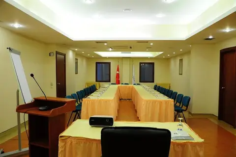 Feronya Hotel in Fatih — foto 4