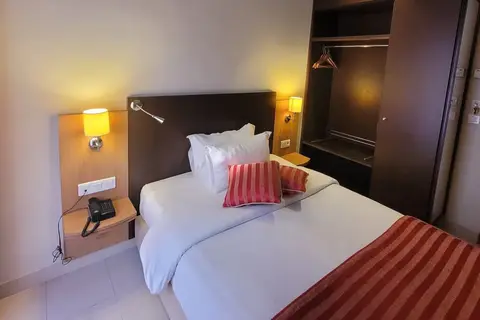 Hotel Tiba in Tunis — foto 8