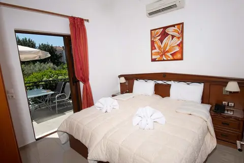 Kaloni Village in Καλλονή — foto 10