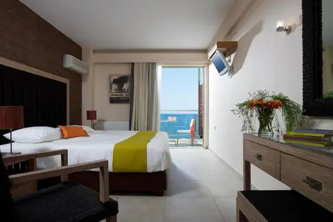 Belle Helene Hotel in Άγιος Γεώργιος — foto 19
