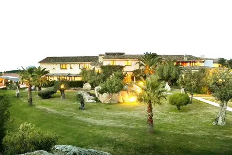 Hotel Pulicinu in Arzachena — foto 9