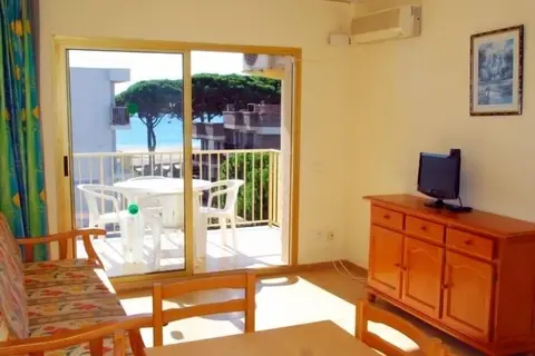 Rentalmar Pins Marina in Calafell — foto 26