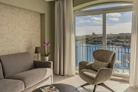 Waterfront in Tas-Sliema — foto 7