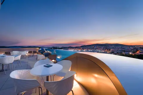 Hotel Olympia Sky in Cres — foto 3