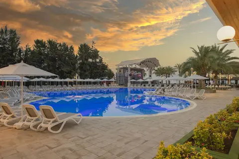 Quattro Family Club Dem Hotel in Alaşehir — foto 22