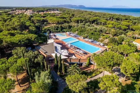 Riva degli Etruschi foto 2