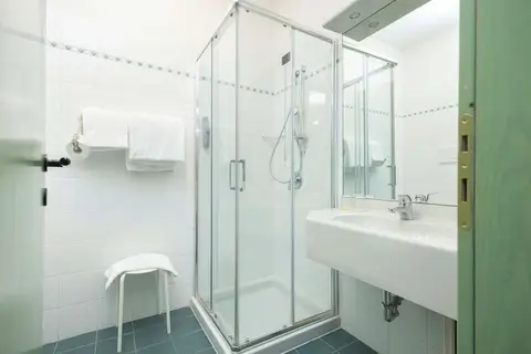 Hotel Berta in Desenzano del Garda — foto 12