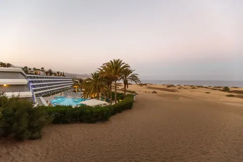 Santa Monica Suites Hotel in San Bartolomé de Tirajana — foto 4