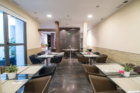 Hotel Petit Palace Tres Cruces foto 12