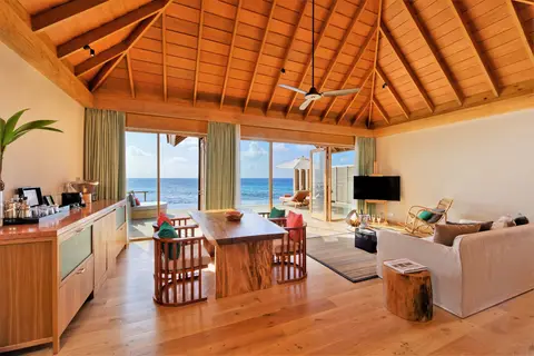 Emerald Faarufushi Resort & Spa in Rah Gili Maldives — foto 14