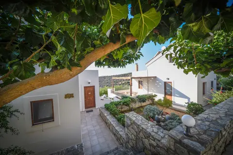 Lenikos Resort in Αγία Γαλήνη — foto 10