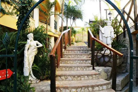Dom Manuel I Residence in Lagos — foto 27