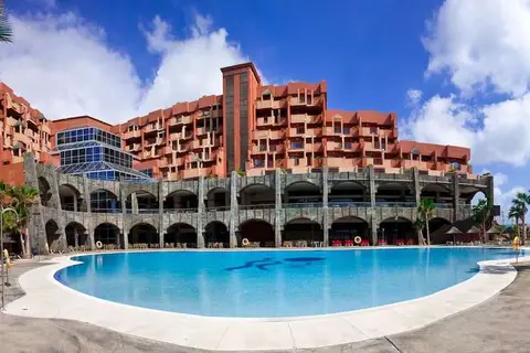 Holiday Polynesia Hotel in Benalmádena