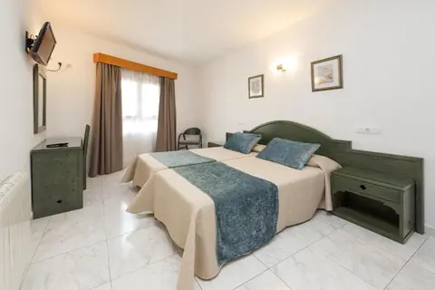 Hostal Mari in Sant Antoni de Portmany — foto 8