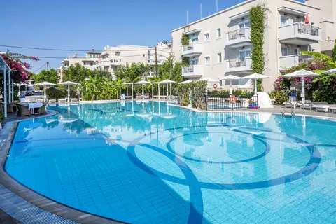 Fly & Go Peridis Family Resort foto 1