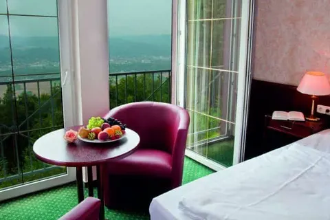 Panoramahotel en Restaurant am Marienturm foto 3