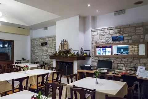 Akroyali Hotel in Δημοτική Ενότητα Πατρέων — foto 9