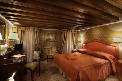 Hotel Colombina in Venetië — foto 21