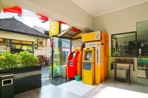 Gemini Star Hotel in Kuta — foto 22
