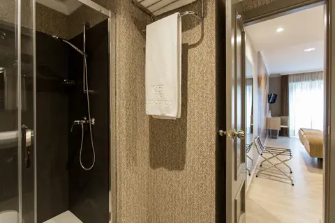 Hotel Alda San Carlos in Santiago De Compostela — foto 21