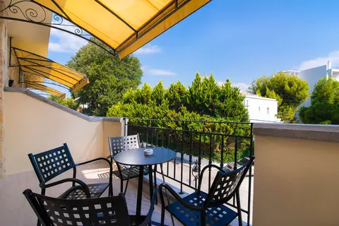 Neikos Mediterraneo Luxury Suites in Pallini Municipal Unit, foto 13