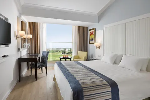 Hotel Olympic Lagoon Resort in Ayia Napa — foto 3