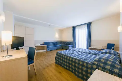Hotel Caravel Torbole in Nago-Torbole — foto 12