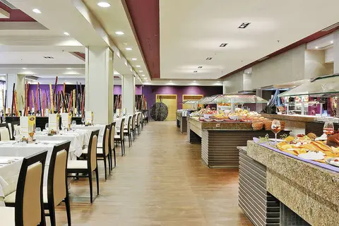 Elba Carlota Beach & Golf Resort in Antigua — foto 13