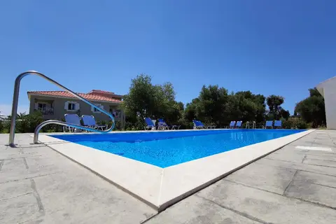 Casa De Rosa Apartments in Σβορωνάτα