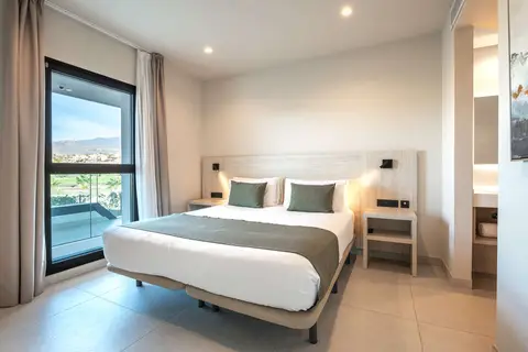 Amarilla Golf Residences in San Miguel de Abona, foto 3